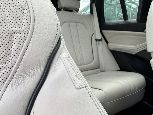 2019 BMW X5 M50d IV (G05/G18), чёрный, 7900000 рублей - вид 21
