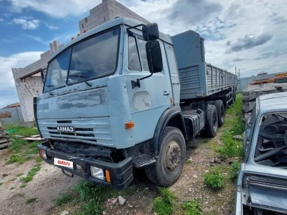 2002 КамАЗ 54115, серый, 850000 рублей