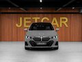 2024 BMW 5 серии 530i xDrive VIII (G60/G61/G68), серый, 8300000 рублей - вид 3