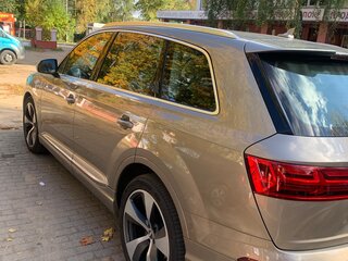 2015 Audi Q7 II (4M), серый, 3600000 рублей, вид 3