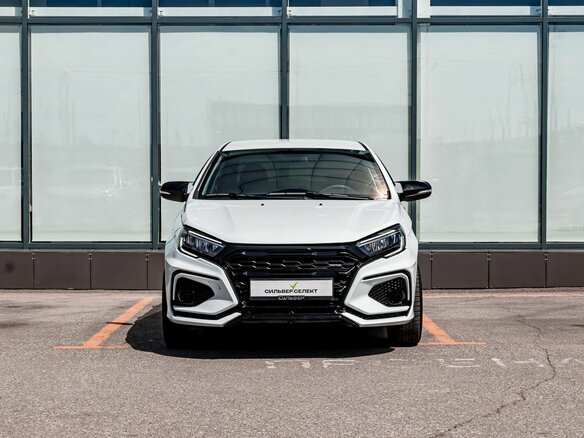 2023 Lada (ВАЗ) Vesta I Рестайлинг (NG), белый - вид 2