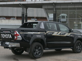 2025 Toyota Hilux VIII Рестайлинг 2, чёрный, 7500000 рублей, вид 5