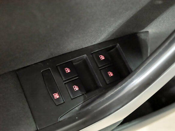 2014 Opel Astra J Рестайлинг, белый, 936000 рублей - вид 12
