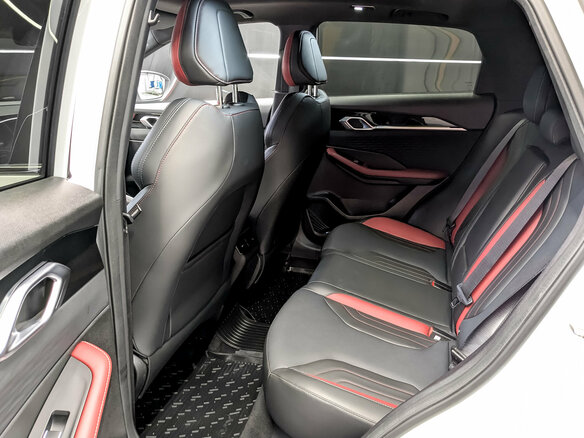 2024 Geely Coolray I Рестайлинг, белый - вид 11