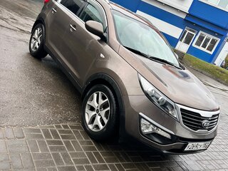 2014 Kia Sportage III Рестайлинг, коричневый, 1100000 рублей, вид 2