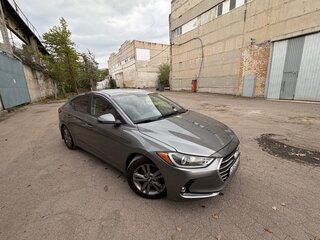 2018 Hyundai Elantra VI (AD), серебристый, 1300000 рублей, вид 2