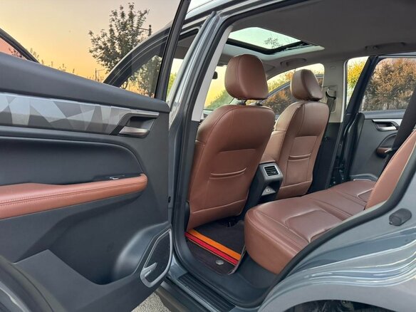 2023 Geely Vision X6 Pro, серый, 1050000 рублей - вид 13