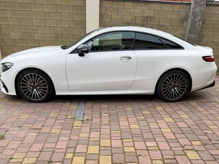 2019 Mercedes-Benz E-Класс 220 d V (W213, S213, C238), белый, 4300000 рублей, вид 2
