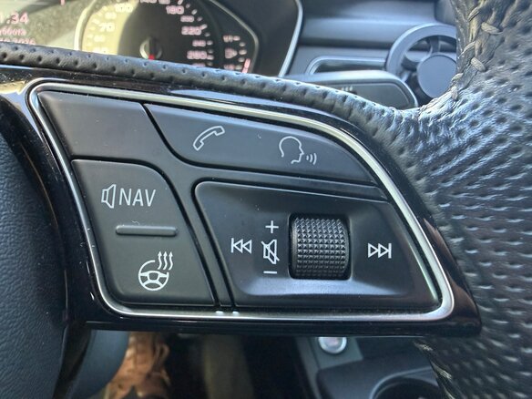 2019 Audi A4 V (B9), чёрный, 3400000 рублей - вид 18
