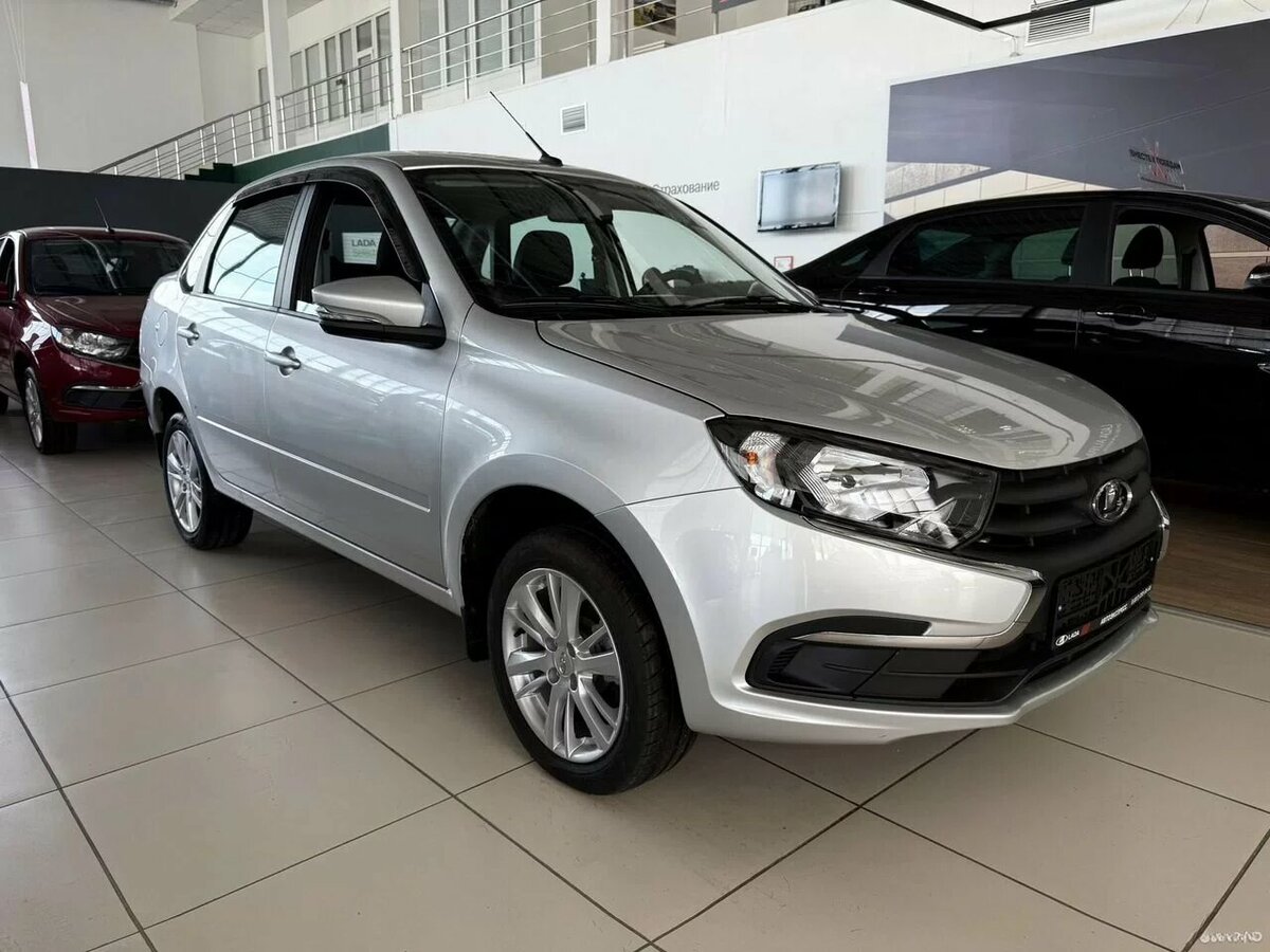 Открыть фотографии: Lada (ВАЗ) Granta I Рестайлинг