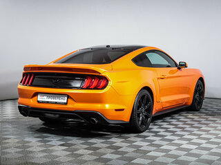 2019 Ford Mustang VI Рестайлинг, оранжевый, 3350000 рублей, вид 5