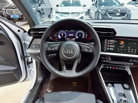 2023 Audi A3 Sportback 35 TFSI IV (8Y), белый, 2285685 рублей - вид 6
