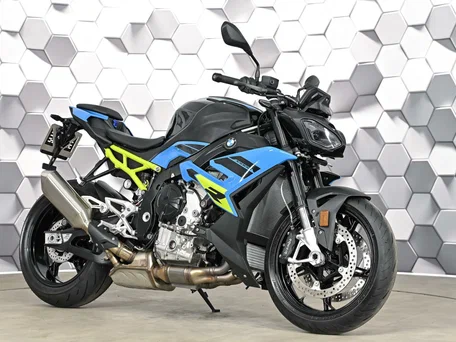 2025 BMW S 1000 R, чёрный, 1999000 рублей, вид 1