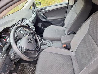 2017 Volkswagen Tiguan II, коричневый, 2250000 рублей, вид 5