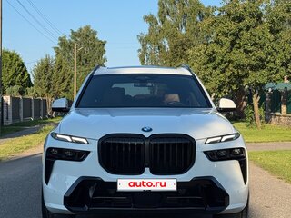 2023 BMW X7 40i I (G07) Рестайлинг, белый, 6670000 рублей, вид 1