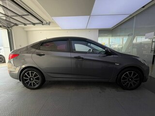 2016 Hyundai Solaris I Рестайлинг, серый, 750000 рублей, вид 4
