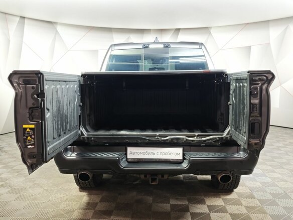 2022 Ram 1500 Crew Cab V, белый, 7249000 рублей - вид 11