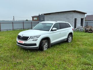 2019 Skoda Kodiaq I, белый, 2400000 рублей, вид 1