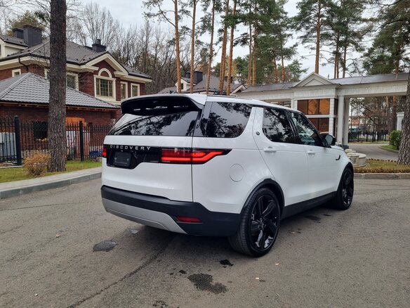 2025 Land Rover Discovery P300 V Рестайлинг, белый, 6590000 рублей - вид 27