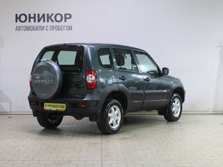 2016 Chevrolet Niva I Рестайлинг, зелёный, 669000 рублей, вид 2