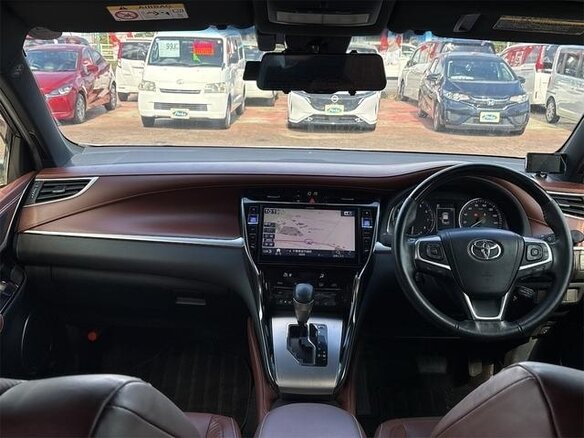 2018 Toyota Harrier III (XU60) Рестайлинг, белый, 2390000 рублей - вид 7