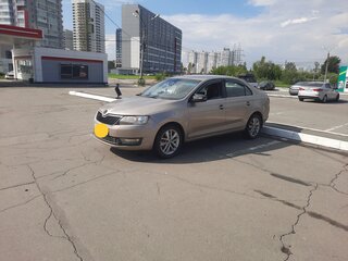 2017 Skoda Rapid I Рестайлинг, бежевый, 605000 рублей, вид 1