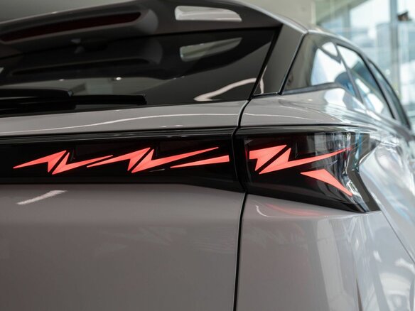 2026 Omoda C5 II, белый, 2399000 рублей - вид 15