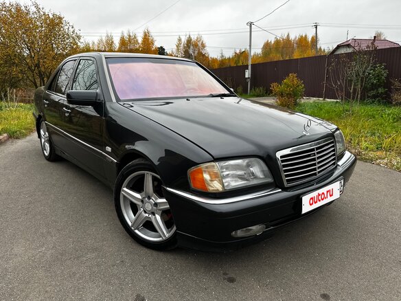 1994 Mercedes-Benz C-Класс 250 I (W202), чёрный, 600000 рублей