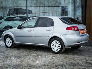 2006 Chevrolet Lacetti I, серебристый, 155000 рублей, вид 4