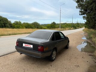 1990 Opel Vectra A, серый, 124000 рублей, вид 5