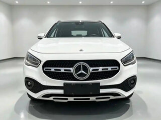 2022 Mercedes-Benz GLA 180 II (H247), белый, 2400000 рублей, вид 2