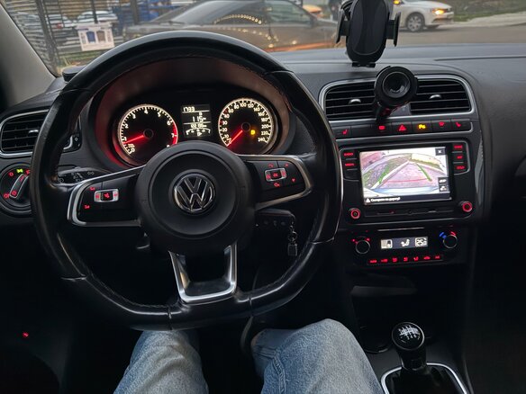 2019 Volkswagen Polo V Рестайлинг, серый, 1220000 рублей - вид 11