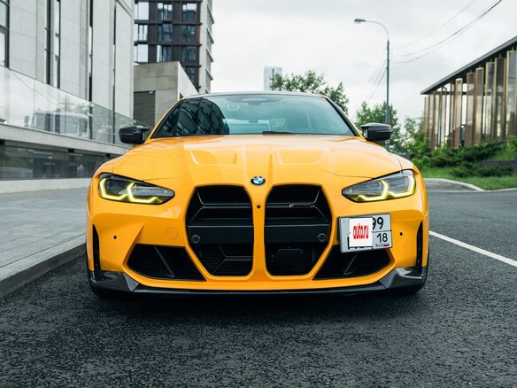2021 BMW M4 Competition Package G82/G83, жёлтый - вид 1
