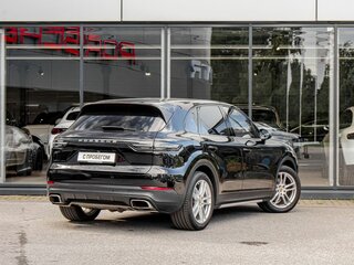 2018 Porsche Cayenne III, чёрный, 5187000 рублей, вид 4