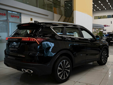 2026 Jetour X70+ I Рестайлинг, чёрный, 3099000 рублей, вид 3
