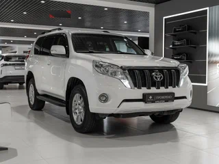 2016 Toyota Land Cruiser Prado 150 Series Рестайлинг 1, белый, 3185000 рублей, вид 2