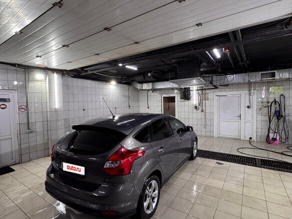 2013 Ford Focus III, серый, 750000 рублей - вид 3