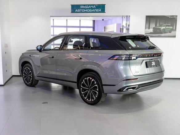 2025 Jaecoo J8, серебристый, 4569000 рублей - вид 5