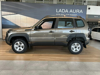 2026 Lada (ВАЗ) Niva Travel I Рестайлинг, коричневый, 1623000 рублей, вид 3