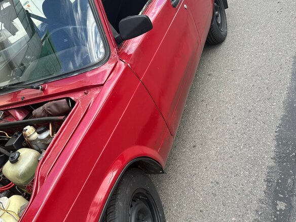1995 Lada (ВАЗ) 2104 5-speed, красный, 130000 рублей - вид 19