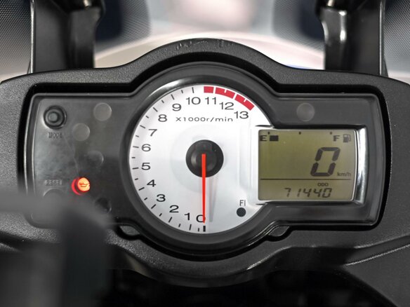 2008 Kawasaki Versys 650, синий, 399000 рублей - вид 8