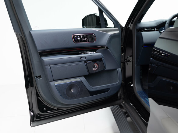 2026 Zeekr 9X 55 kWh (до 3.5 т), чёрный, 13190000 рублей - вид 7