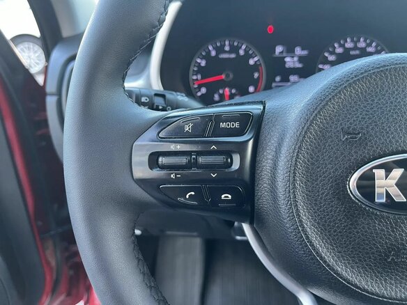 2020 Kia Rio IV Рестайлинг, красный, 1579000 рублей - вид 12