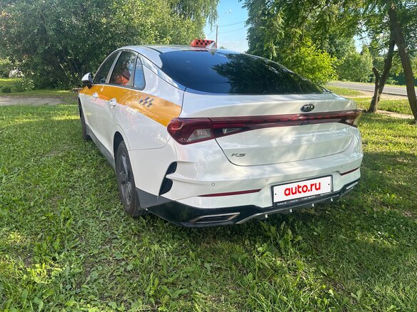 2021 Kia K5 III, белый - вид 5