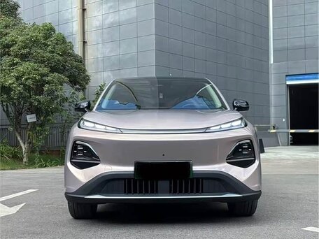 2026 Changan Qiyuan Q05 51.9 kWh II, серебристый, 2180000 рублей, вид 2
