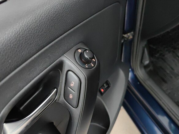 2015 Volkswagen Polo V, синий, 799000 рублей - вид 22