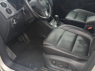 2012 Volkswagen Tiguan I Рестайлинг, серебристый, 1400000 рублей, вид 5
