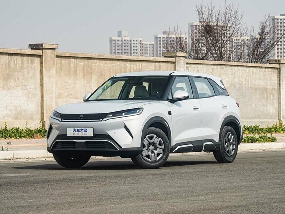 2026 BYD Yuan Up 45.12 kWh, белый, 2160000 рублей
