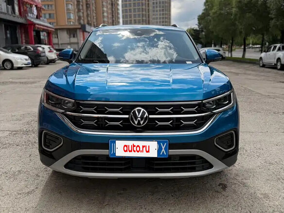 2022 Volkswagen Tayron I, голубой, 2050000 рублей - вид 1