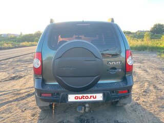 2009 Chevrolet Niva I Рестайлинг, зелёный, 410000 рублей, вид 5